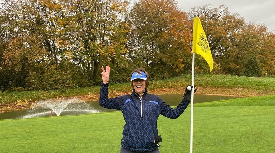 Lyn, 74, makes 3 aces in a month! – Golf News